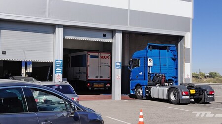 Las ITV quieren obligar a tener la inspección en regla para contratar o renovar el seguro del coche
