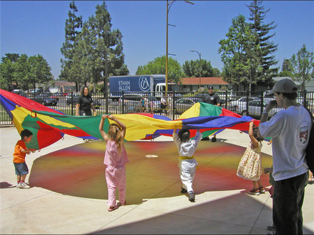Celebra el Día del Juego, y deja que tus hijos tengan tiempo para realizar su actividad favorita