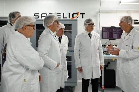 Sala blanca Sateliot