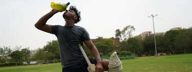 Ayuda o no ayuda beber más agua a la pérdida de peso: esto es lo que dice la ciencia 