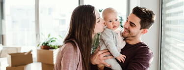 Madres y padres ya pueden acumular el permiso de lactancia en días completos lo quiera la empresa o no 