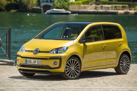 Hemos ido de paseo con el Volkswagen up! por el Lago di Como: así es el coche más simpático de Volkswagen