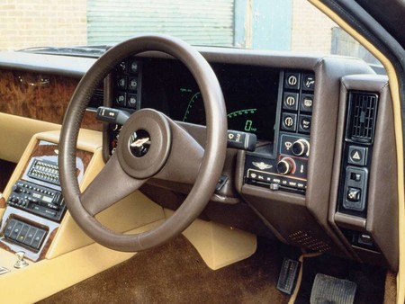 Aston Martin Lagonda 1976 1280 07