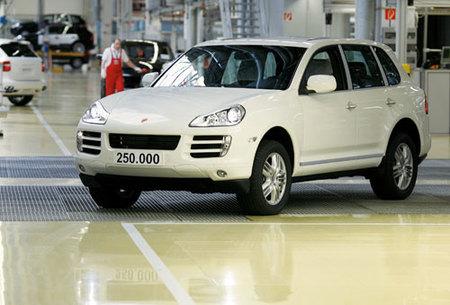 Sale de fábrica el Porsche Cayenne número 250.000, y es diésel