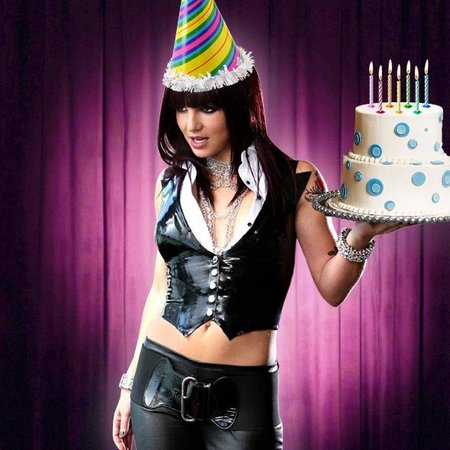 Britney Spears y su centralita twittera... ¡Felicita a la Princesa del Pop!