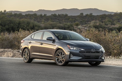 El Hyundai Elantra 2019 tiene nuevo diseño y más tecnología