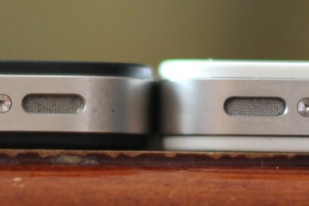 El iPhone 4 blanco es más grueso, los fabricantes de fundas vuelven a tirarse de los pelos