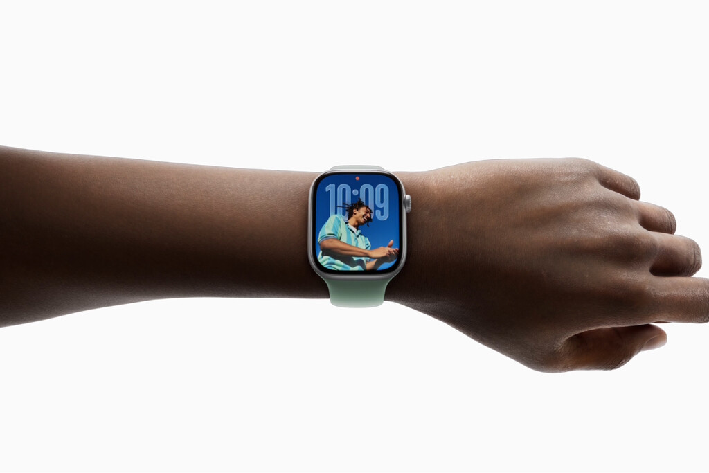 WatchOS 26: nuevo diseño, gestos para controlar notificaciones, y hasta IA para hacer ejercicio en el sistema para los relojes de Apple . Noticias en tiempo real