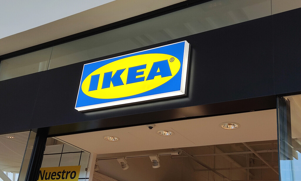 Ha llegado a Ikea el mueble ideal para acabar con el desorden en el baño por 25 euros 