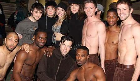 Daniel Radcliffe admite que tiene pluma y quiere sacar a Dumbledore del armario