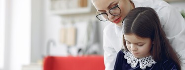 ¿Debemos ayudar a nuestros hijos a hacer los deberes?