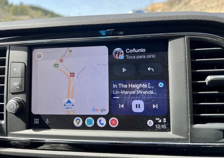 Así es el nuevo diseño de Android Auto con pantalla dividida - Meristation