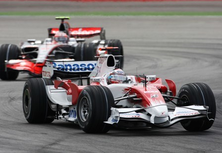 Toyota, una seria amenaza en Bahrein