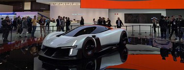 Tour por el stand de Xiaomi en el Mobile World Congress y su gran estrella: el Hypercar VISION GT que impresiona más al verlo en directo