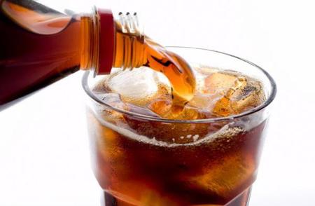 ¿Subir los impuestos a las bebidas azucaradas mejorará la dieta infantil?