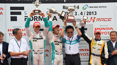 Podio Super Fórmula Motegi 2013