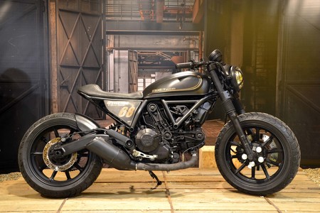 ducati-scrambler-Revolution