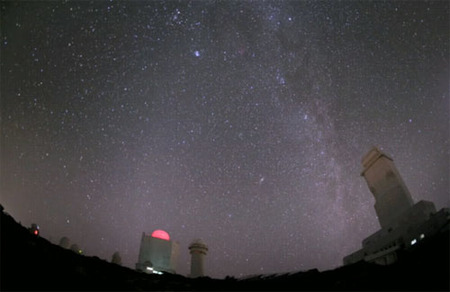 Viaje alucinante, espectacular timelapse astronómico