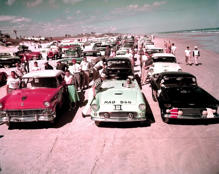 Coches playa Daytona