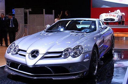 Mercedes SLR McLaren 722 en el Salón de Bolonia (con sorpresa final)