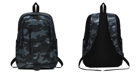 Por 21,95 euros podemos hacernos con la mochila Nike All Access Soleday Aop gracias a Dressin
