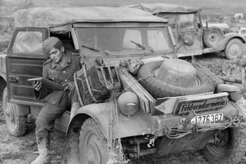 Sin cañón, pero decisivos en el camino hacia la victoria. Esta es la historia de los otros vehículos militares