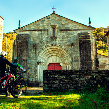 En pleno Lugo y con pasado cruzado: la imponente iglesia medieval en mármol que es Monumento Nacional