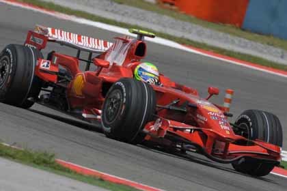 Felipe Massa confirma su reinado en Estambul