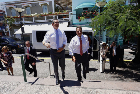 Negociar Bonos Puerto Rico