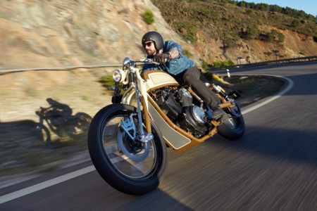 Yamaha XV950 Playa del Rey por Matt Black Custom Designs