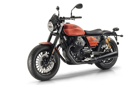 Moto Guzzi V9 Bobber Sport 2019 2