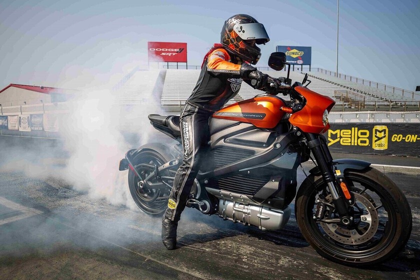 www.motorpasionmoto.com