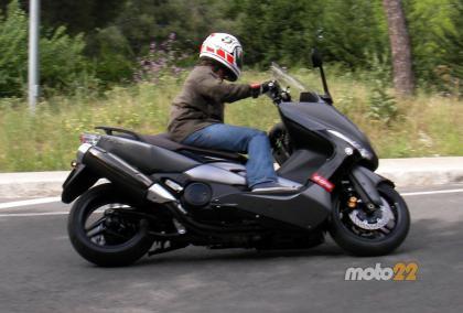 Prueba de la Yamaha TMAX 500 (3/4)