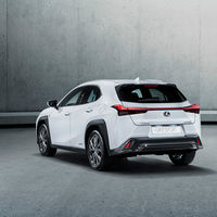 El Lexus UX 250h llega para pelear por el hueco de los Q2, X2 y GLA con motor híbrido y desde 33.900 euros