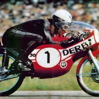 Este vídeo es el homenaje de Fonsi Nieto a su admirado tío, mentor y maestro: Ángel Nieto 