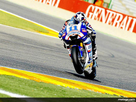 mgp_ben-spies-piano-piano-en-valencia-en-su-debut-con-motogp.jpg