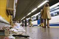 Huelguistas del metro exigen cesta de navidad