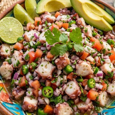 Cómo hacer ceviche de pulpo a la mexicana para este fin de semana: la receta que te hará sentir en la playa