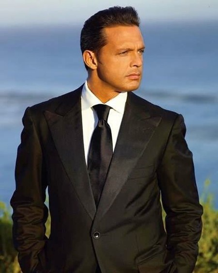 ¿Quién eres tú y qué has hecho con Luis Miguel?