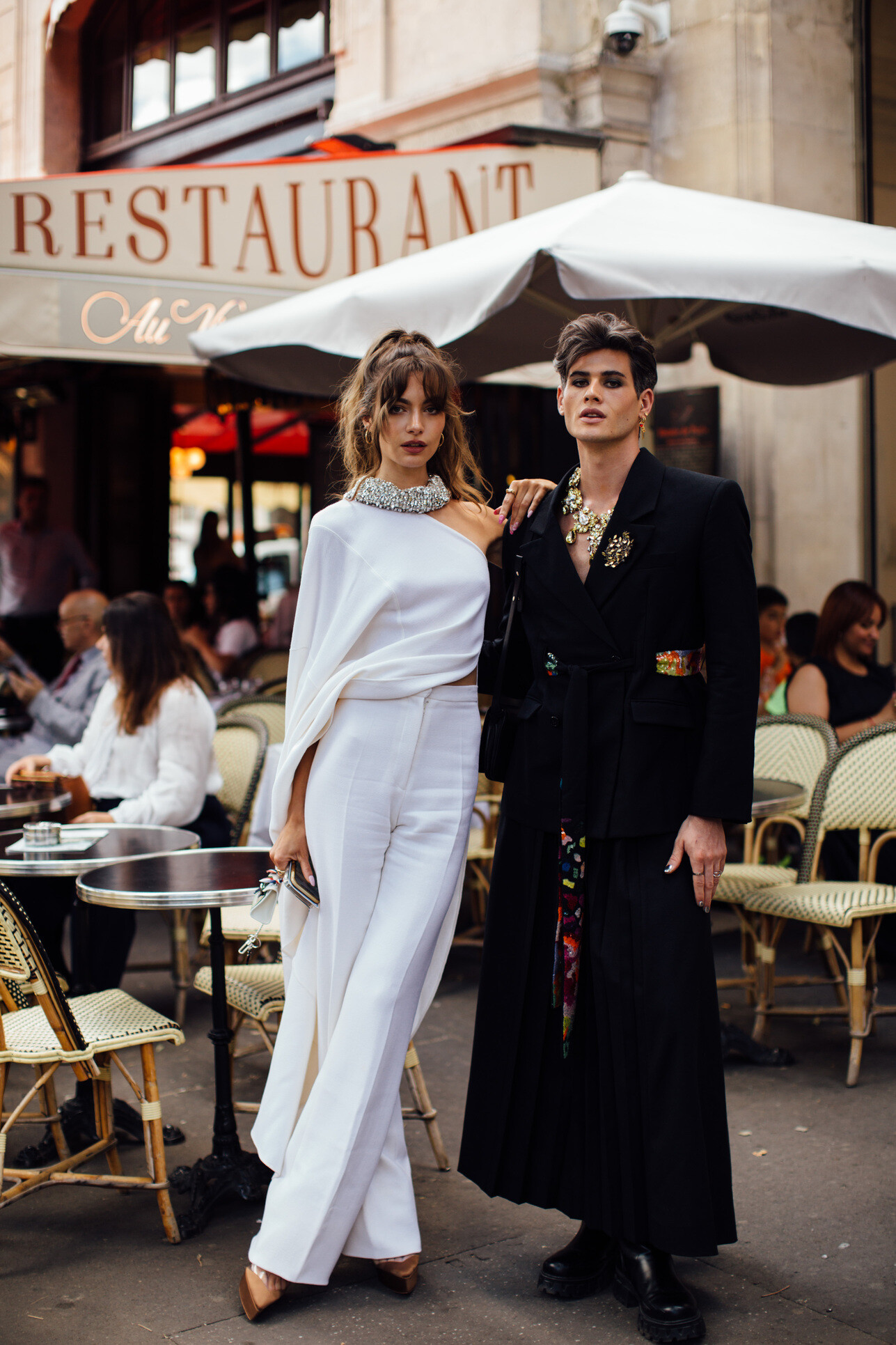 13 blusas de moda que son tendencia en 2024 todo a las transparencias