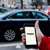 Uber se resiste a contratar a sus conductores declarando la guerra (legal) al estado de California