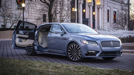 Lincoln Continental Coach Door Edition, sólo existirán 80 y tendrán puertas traseras de apertura inversa