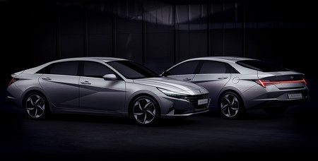 Hyundai Elantra 2021 16a