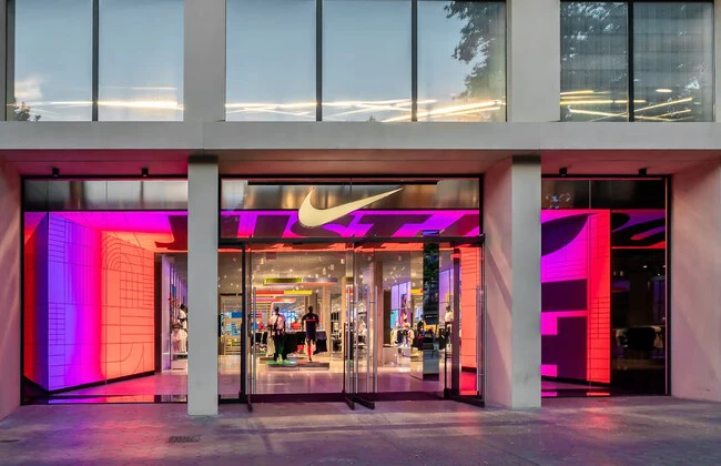 Nike1
