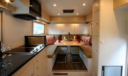 Globecruiser 7100 01