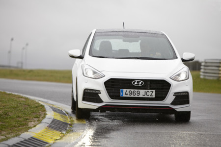 Así se mueve el Hyundai i30 Turbo en vídeo