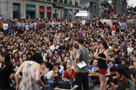 El Ayuntamiento de Madrid expedienta a un policía que participó en una asamblea del 15-M