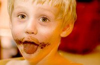 ¿Tu hijo te pide chocolate? Un estudio reciente confirma que no engorda 