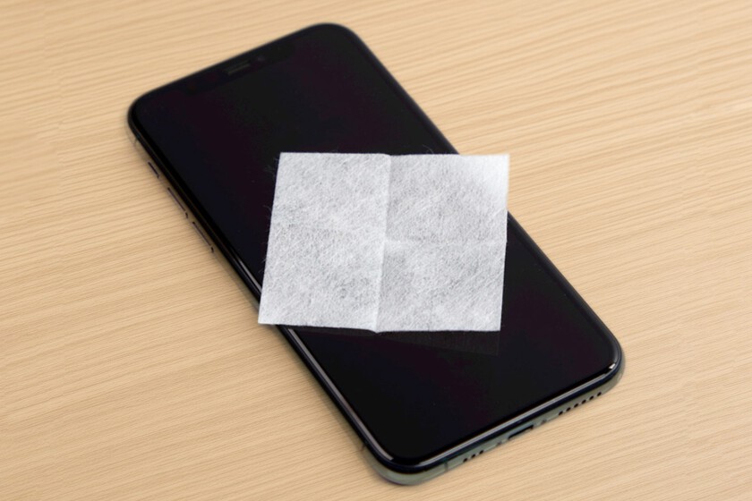 Así debemos limpiar el iPhone y otros dispositivos según la propia Apple. Y esta opción del Mercadona es una solución ideal