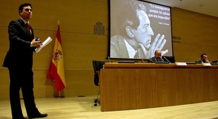 La ley de incompatibilidades no frena el fichaje por Tuenti del ex director general de Red.es